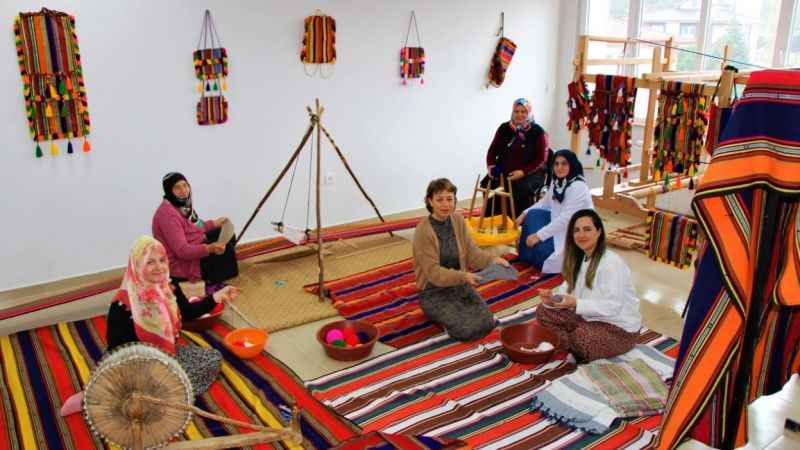 Eski kazaklardan muhteşem kilimler!