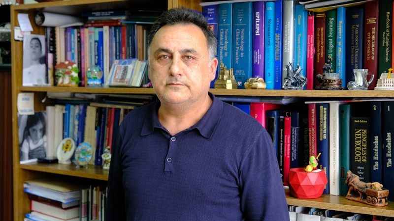 Mimiklerin azalması parkinson belirtisi
