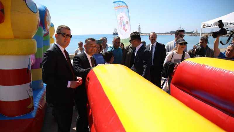 Alanya Çocuk Festivali ile şenlendi Alanya Çocuk Festivali ile şenlendi