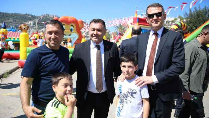 Alanya Çocuk Festivali ile şenlendi Alanya Çocuk Festivali ile şenlendi