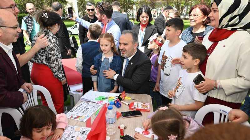 Bursa'da çifte çocuk şenliği Bursa'da çifte çocuk şenliği