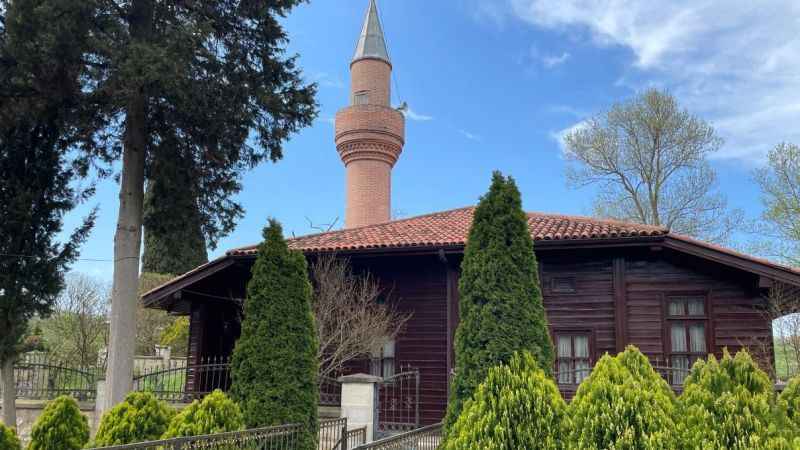 537 yıldır dimdik ayakta 537 yıldır dimdik ayakta