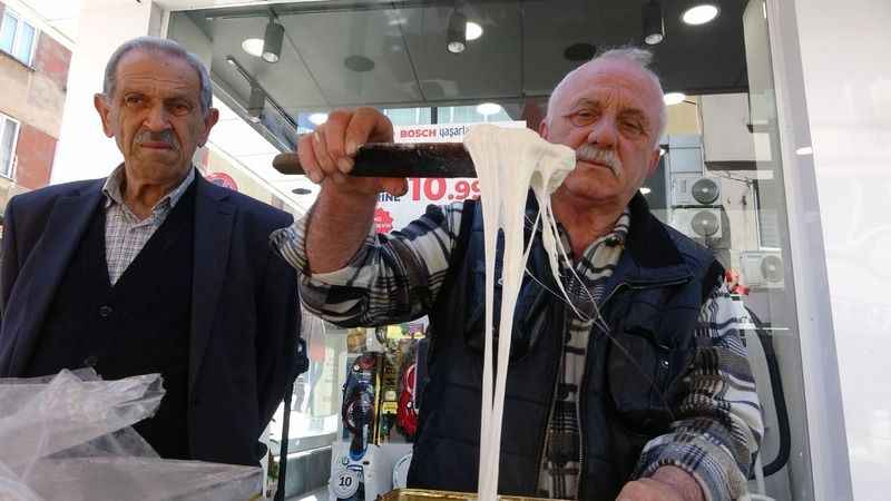 Mayıs helvası her derde deva Mayıs helvası her derde deva
