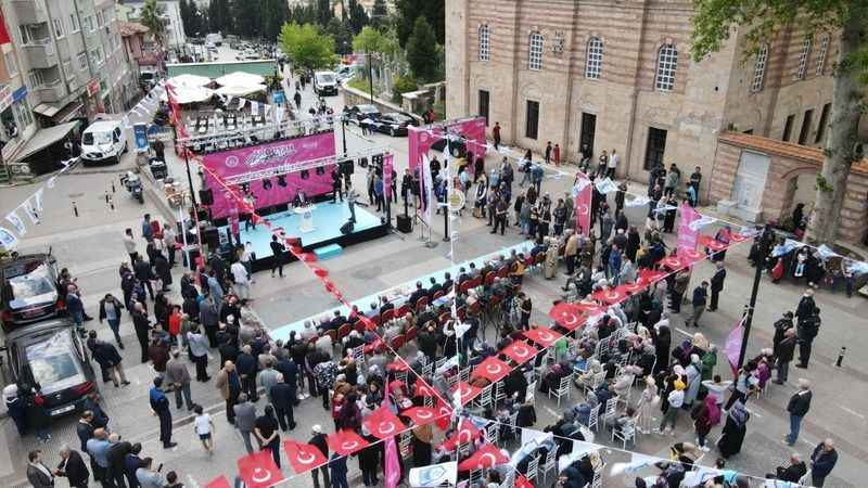600 yıllık gelenek 'Erguvan Bayramı' 600 yıllık gelenek 'Erguvan Bayramı'