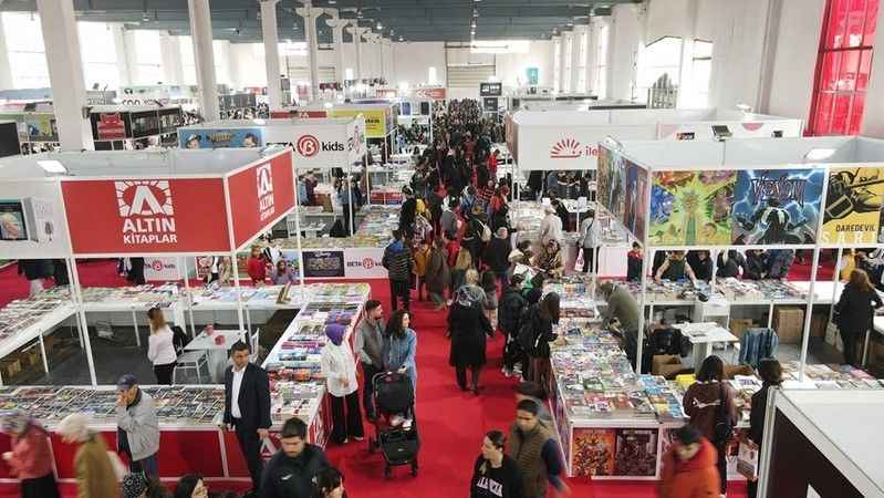 Daha 10 yaşında ama hikaye yazarı Daha 10 yaşında ama hikaye yazarı