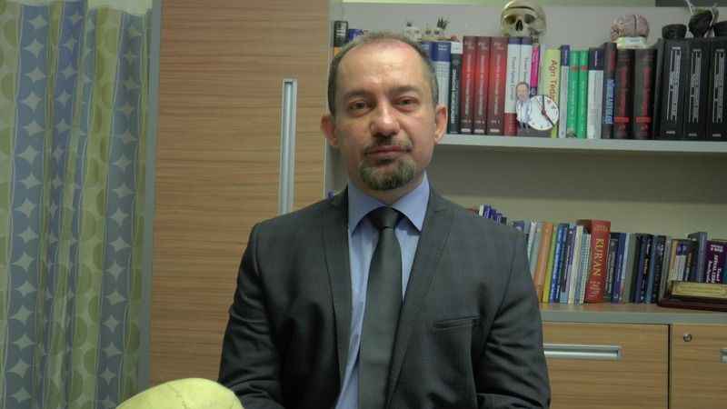 Baş ağrısı gözlere vuruyorsa dikkat! Baş ağrısı gözlere vuruyorsa dikkat!