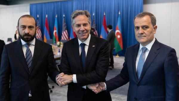 Azerbaycan ve Ermenistan bazı maddeler üzerinde karşılıklı anlaşmaya vardı