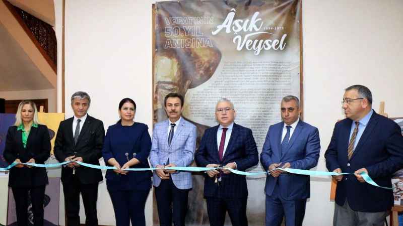 Sivas’ta “Aşık Veysel” sergisi Sivas’ta “Aşık Veysel” sergisi