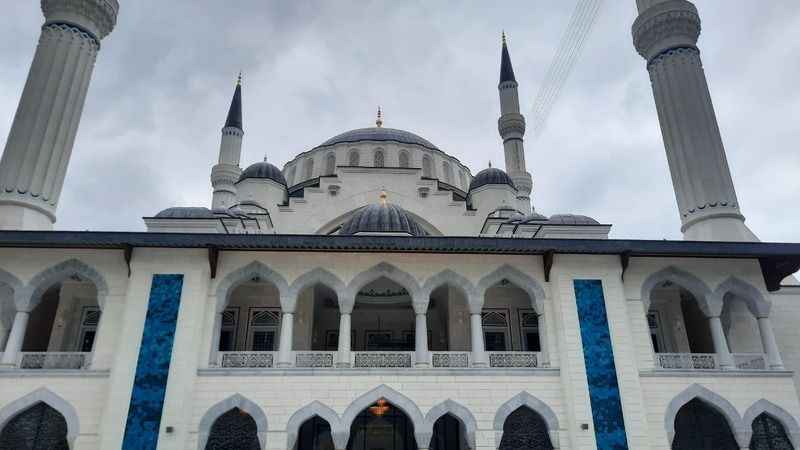 Barbaros Hayrettin Paşa Camii açılıyor Barbaros Hayrettin Paşa Camii açılıyor