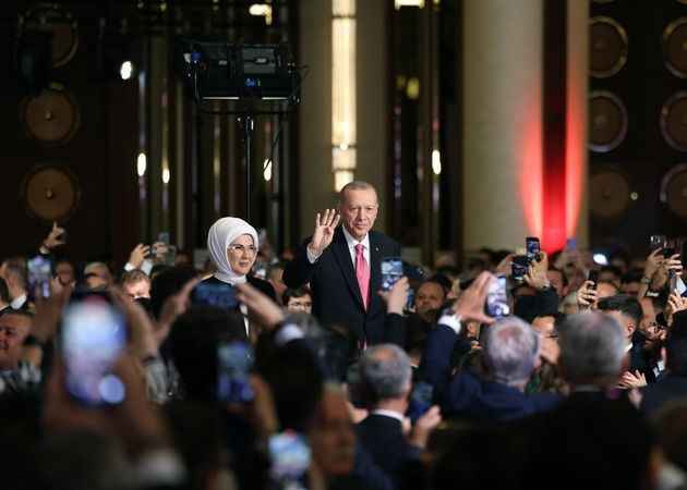 Cumhurbaşkanı Recep Tayyip Erdoğan: "Bütün gücümüzle çalışmaya söz veriyoruz" Cumhurbaşkanı Recep Tayyip Erdoğan: "Bütün gücümüzle çalışmaya söz veriyoruz"