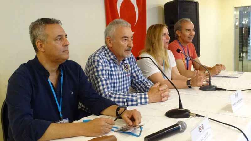 Ayvalık’ta klasik otomobil rallisi Ayvalık’ta klasik otomobil rallisi