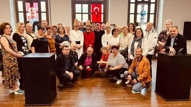 Tarihi Tirilye’de 60 kişilik ayin Tarihi Tirilye’de 60 kişilik ayin