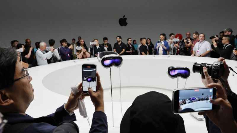 Apple’dan yeni “Karma gerçeklik” gözlüğü Apple’dan yeni “Karma gerçeklik” gözlüğü