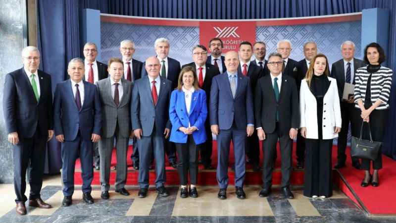 Anadolu Üniversitesi'ne birçok dalda ödül Anadolu Üniversitesi'ne birçok dalda ödül