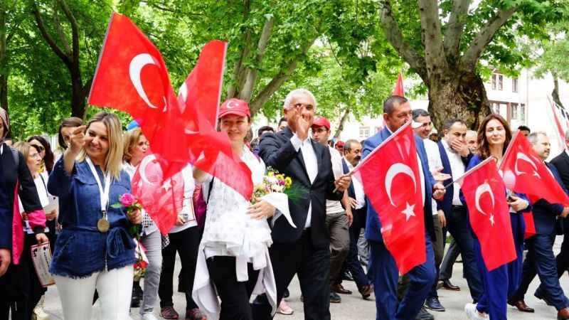Atatürk ve İstiklal Yolu Yürüyüşü 4 gün sürdü Atatürk ve İstiklal Yolu Yürüyüşü 4 gün sürdü
