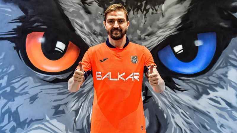 Başakşehir, Caner Erkin ile yollarını ayırdı Başakşehir, Caner Erkin ile yollarını ayırdı