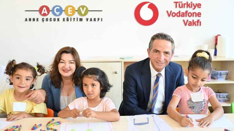 Deprem bölgesinde Çocuk ve Aile Merkezleri açılıyor Deprem bölgesinde Çocuk ve Aile Merkezleri açılıyor