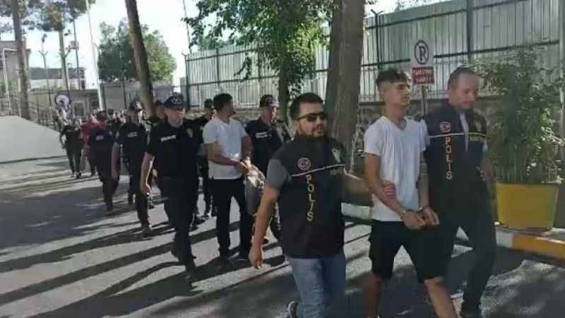 Diyarbakır’da şafak operasyonu: 15 gözaltı