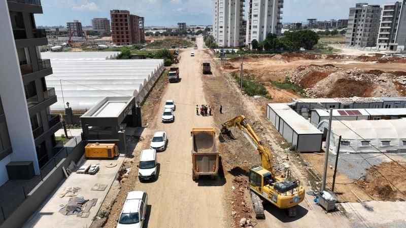 Antalya Büyükşehir Belediyesi Çalkaya’da yeni yollar açıyor