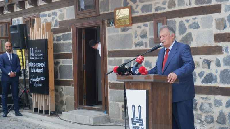 Erzurum’da Türk-Ermeni İlişkileri Merkezi açıldı Erzurum’da Türk-Ermeni İlişkileri Merkezi açıldı