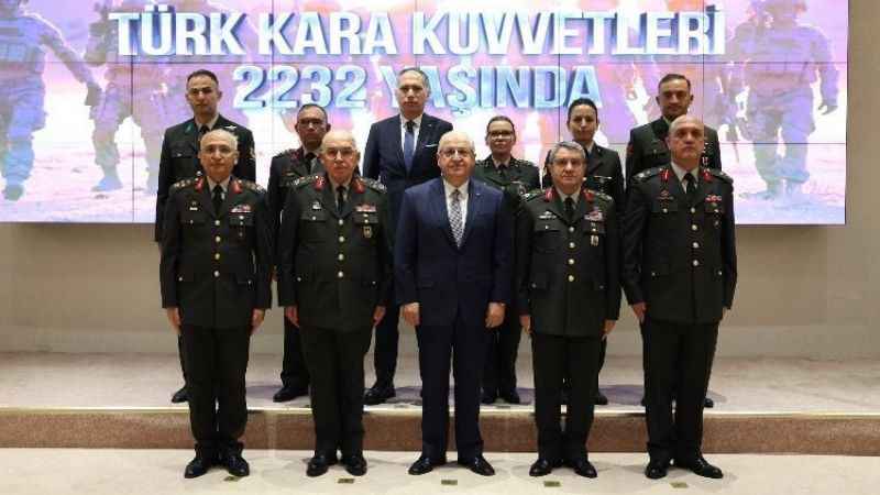 Kara Kuvvetleri Komutanı Avsever’den Bakan Güler’e ziyaret Kara Kuvvetleri Komutanı Avsever’den Bakan Güler’e ziyaret