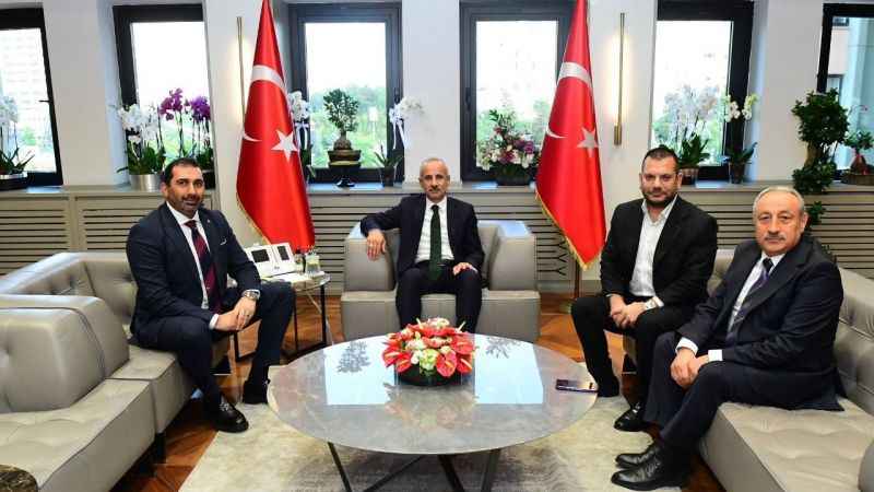 Bakan Uraloğlu’ndan Trabzonspor’a müjde: "Tesisler taşınmayacak"