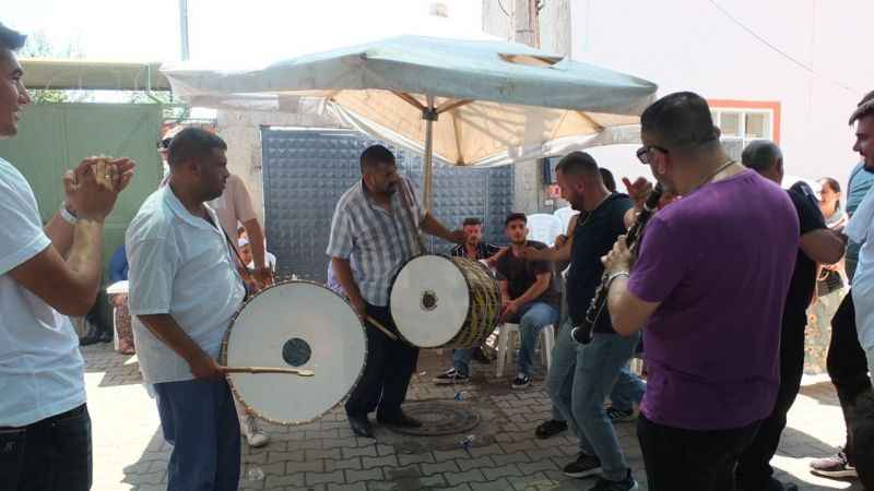 Davullu klarnetli keşkek dövme geleneği Davullu klarnetli keşkek dövme geleneği