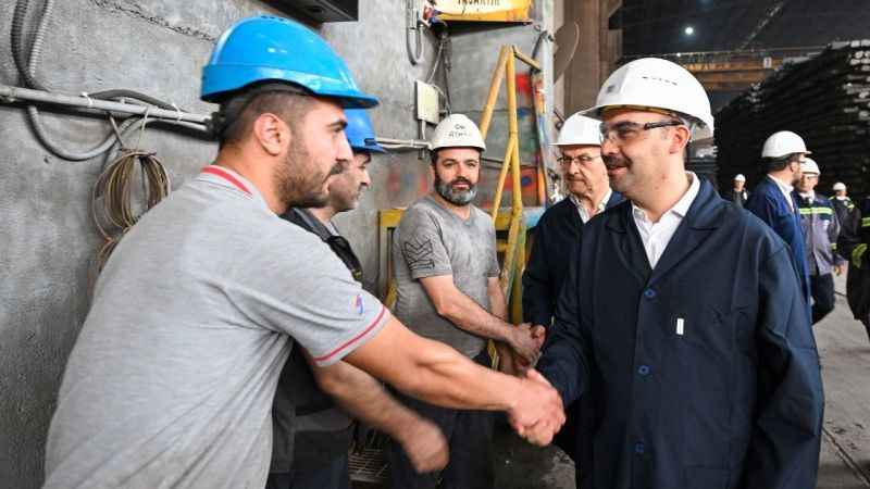 Bakan Kacır’dan sanayi tesislerine bayram ziyareti