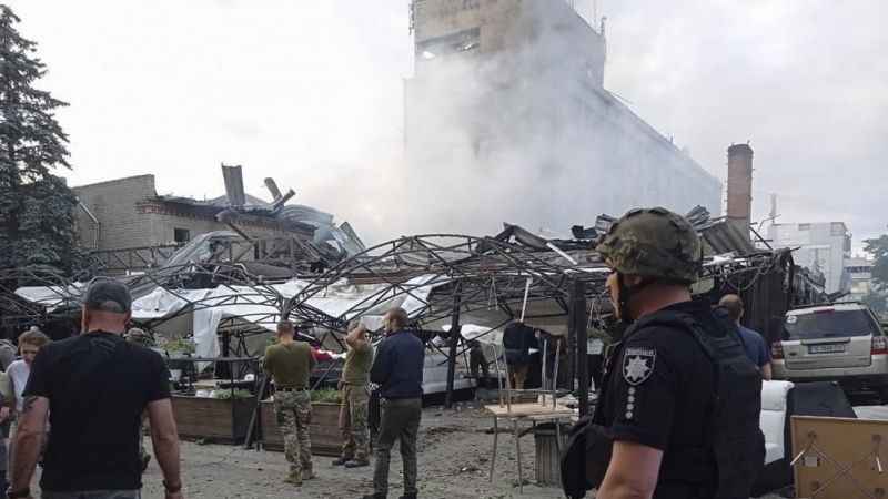 Rusya'nın Ukrayna’daki restoran saldırısında ölü sayısı 9 oldu