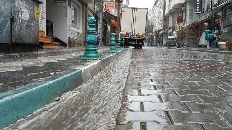 Meteoroloji sarı kodla uyardı: Trakya'yı sağanak vuracak