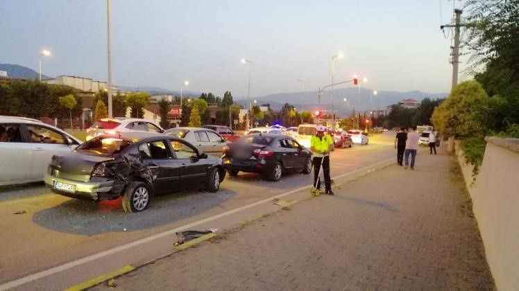 Karabük'te zincirleme trafik kazası: 9 yaralı