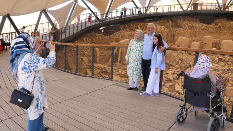 Bayramda Göbeklitepe'ye ziyaretçi akını Bayramda Göbeklitepe'ye ziyaretçi akını