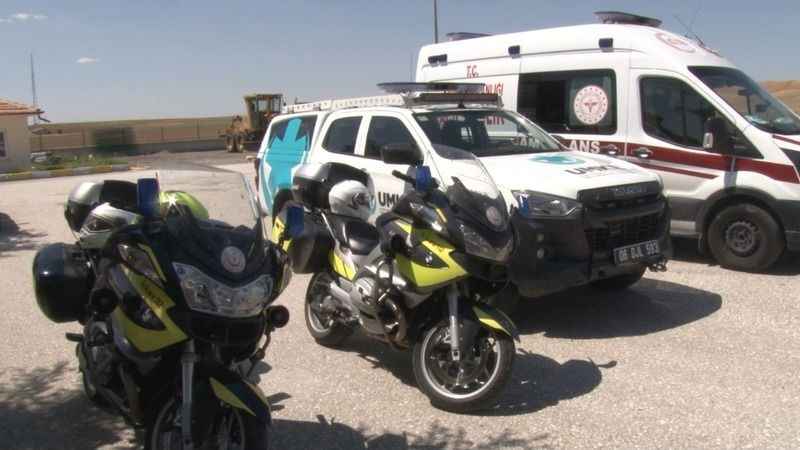 Tatilde binlerce sağlık ve UMKE personeli görev başındaydı Tatilde binlerce sağlık ve UMKE personeli görev başındaydı