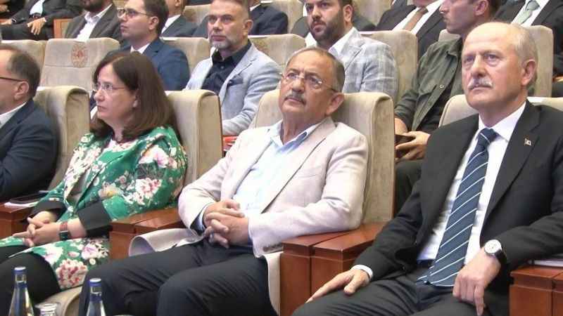 Bakan Özhaseki: “Fay kırıkları ve fay hatları üzerinde yapılaşma olmayacak”