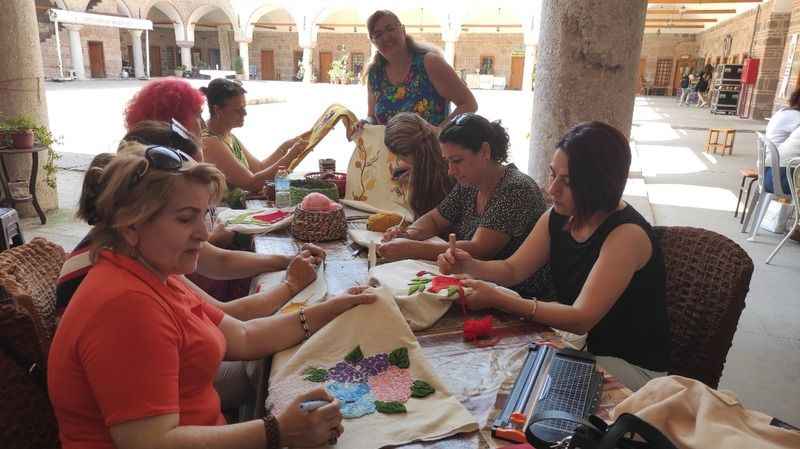 Antik Mısır'dan günümüze gelen sanat: Punch Antik Mısır'dan günümüze gelen sanat: Punch