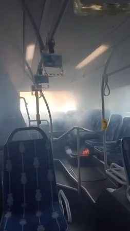 Metrobüste çıkan yangın paniğe neden oldu