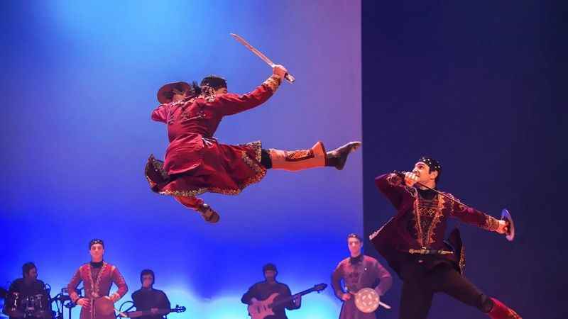 Dünyaca ünlü dans topluluğu Bursa Festivali’nde Dünyaca ünlü dans topluluğu Bursa Festivali’nde