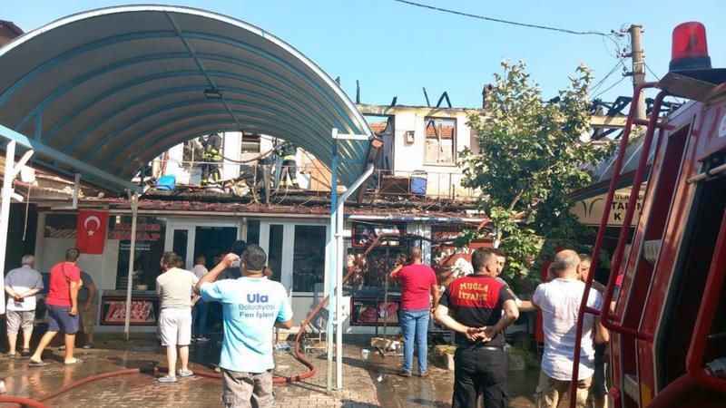 Muğla Ula'da 10 işyeri zarar gördü Muğla Ula'da 10 işyeri zarar gördü