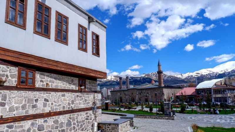 Ekonomik tatilin adresi: Erzurum Ekonomik tatilin adresi: Erzurum