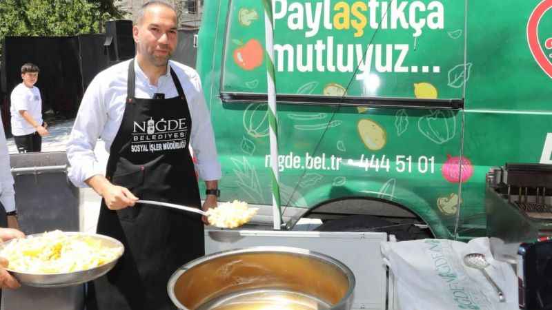 Niğde'de 'Dünya Patates Kızartma Günü'' Niğde'de 'Dünya Patates Kızartma Günü''