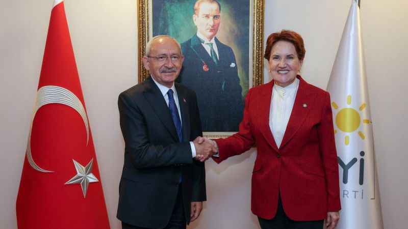 Kılıçdaroğlu'ndan Akşener'e sürpriz ziyaret Kılıçdaroğlu'ndan Akşener'e sürpriz ziyaret
