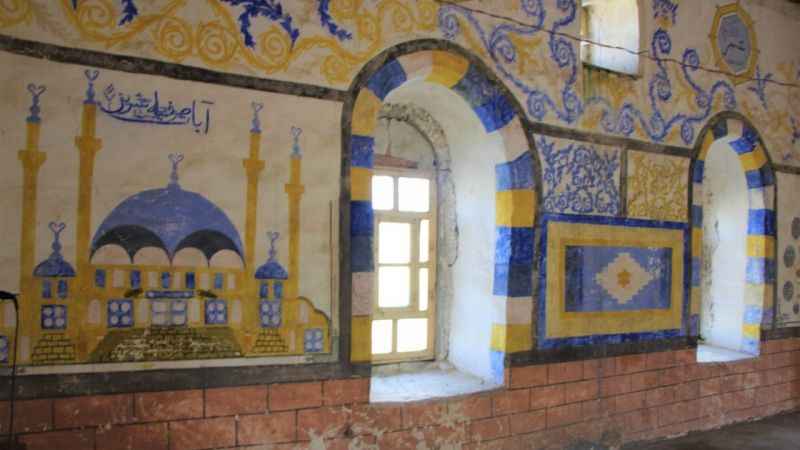 Tarihi caminin duvarında ‘Ayasofya’ süslemesi Tarihi caminin duvarında ‘Ayasofya’ süslemesi