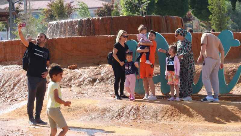 Pamukkale'nin kardeşi Altınkale'ye ziyaretçi akını Pamukkale'nin kardeşi Altınkale'ye ziyaretçi akını
