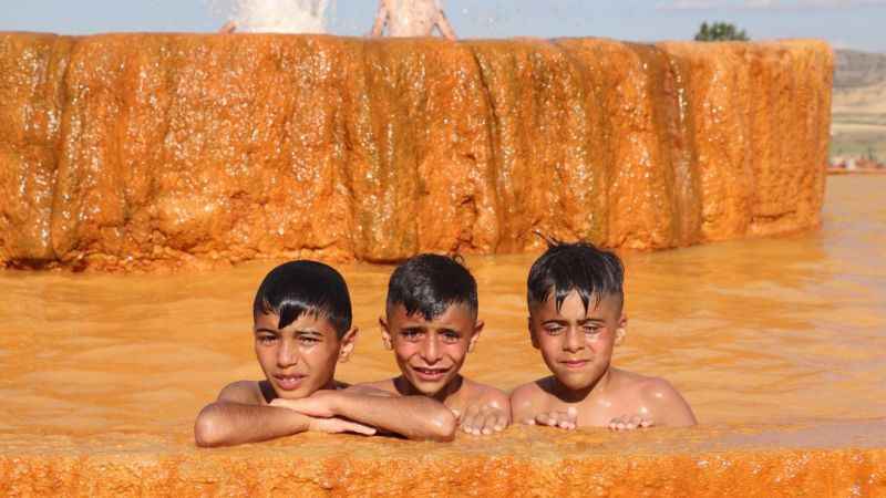 Pamukkale'nin kardeşi Altınkale'ye ziyaretçi akını Pamukkale'nin kardeşi Altınkale'ye ziyaretçi akını