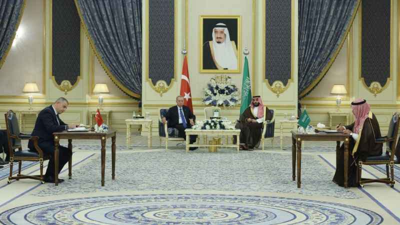 Suudi Arabistan Türkiye'den İHA satın alacak Suudi Arabistan Türkiye'den İHA satın alacak