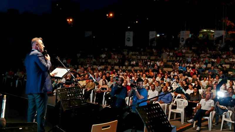 Beylikdüzü Klasik Müzik Günleri"ne yoğun ilgi Beylikdüzü Klasik Müzik Günleri"ne yoğun ilgi