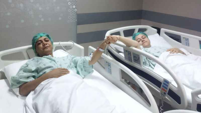 Depremzede kadına kardeşi böbreğini verdi Depremzede kadına kardeşi böbreğini verdi