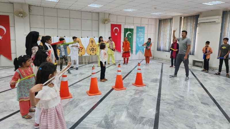 Pakistanlı çocuklar Türk kültürüyle tanıştı Pakistanlı çocuklar Türk kültürüyle tanıştı
