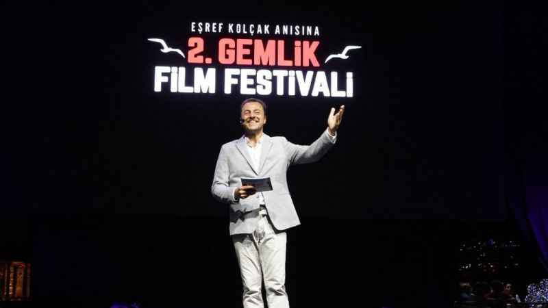 Gemlik Film Festivali'nde ödül töreni Gemlik Film Festivali'nde ödül töreni