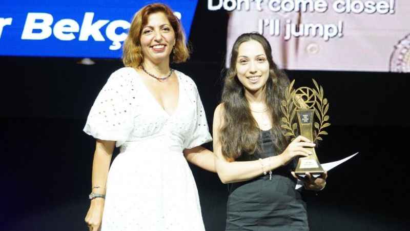 Gemlik Film Festivali'nde ödül töreni Gemlik Film Festivali'nde ödül töreni